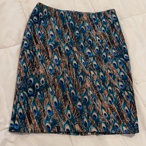Talbots 2p straight A line skirt in striking peacock feather print